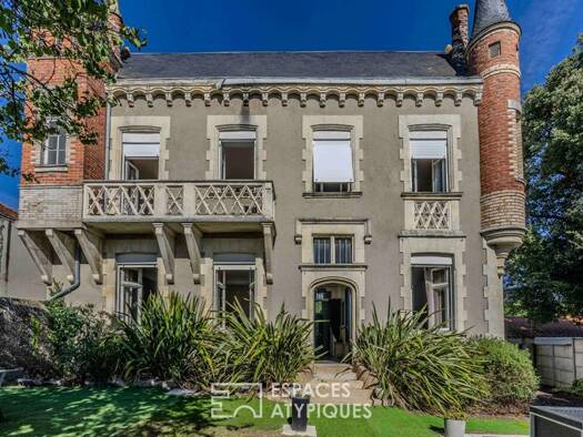Château à vendre 1 370 000 € 8 pièces 4 chambres 225 m² 531 m² de terrain Centre Pornic 44210