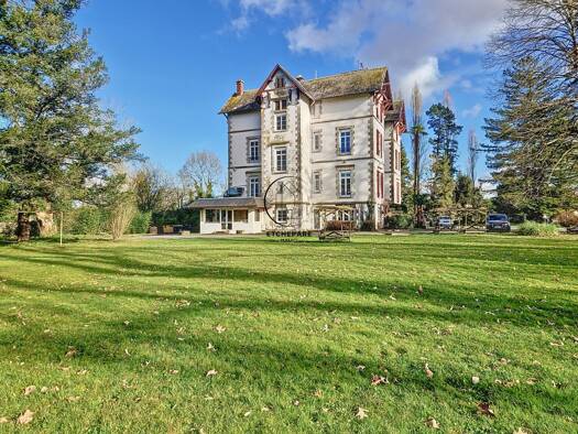 Maison à vendre 1 352 000 € 50 pièces 40 chambres 1 200 m² 70 217 m² de terrain Espiute 64390