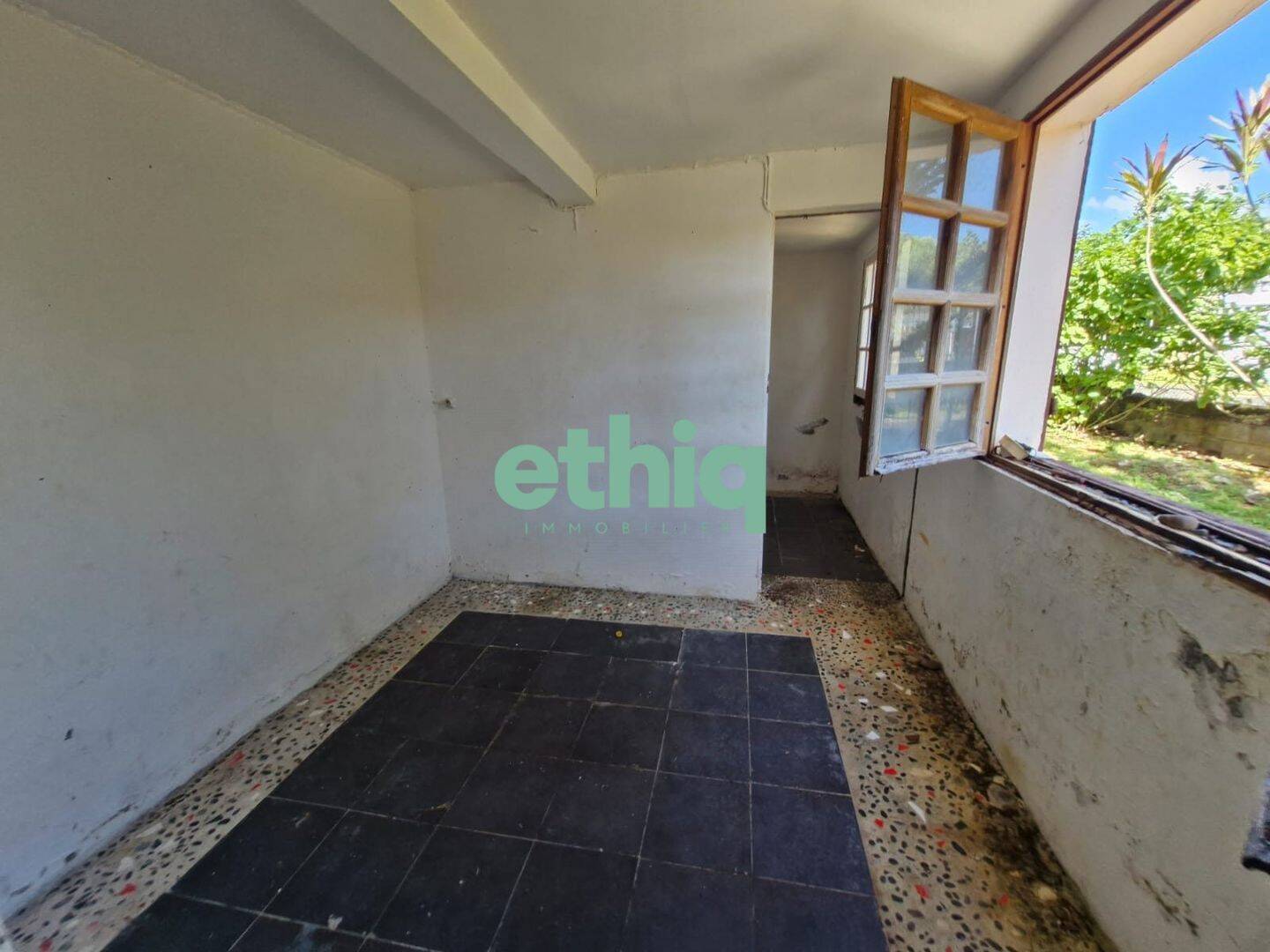 Maison à vendre, 160m², PETIT BOURG