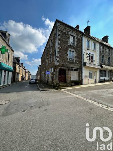 Maison de ville à vendre 70 000 € 7 pièces 6 chambres 180 m² Antrain 35560