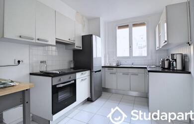 Appartement à louer 995 € 1 pièce 4 chambres 11 m² 6ème étage Chaillot Paris 16ème 75116