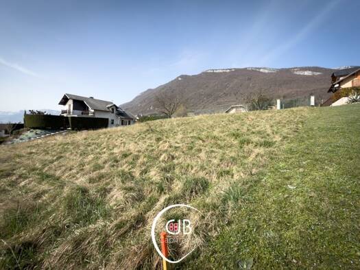 Terrain constructible à vendre - neuf 165 000 € 720 m² de terrain Cruet 73800