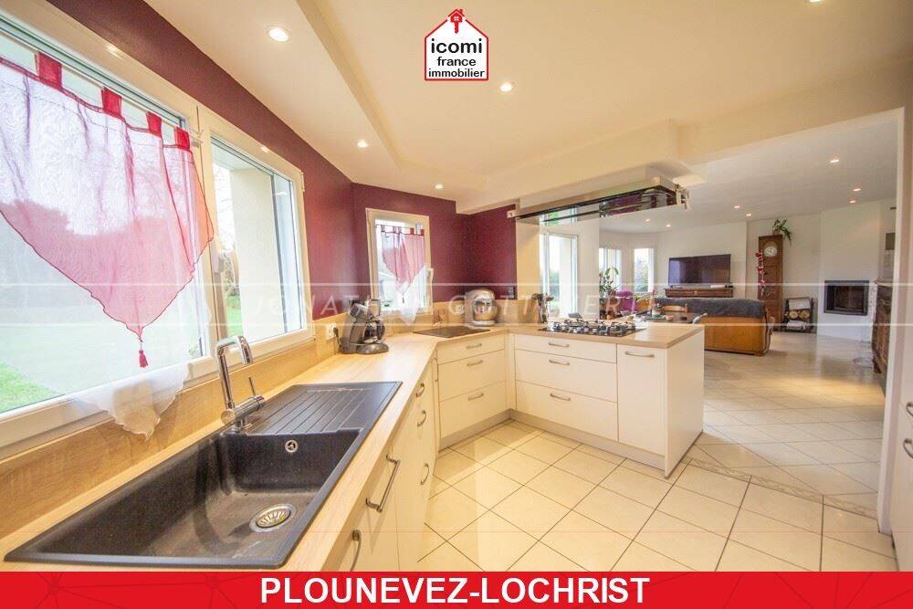 Maison à vendre, 180m², PLOUNEVEZ LOCHRIST