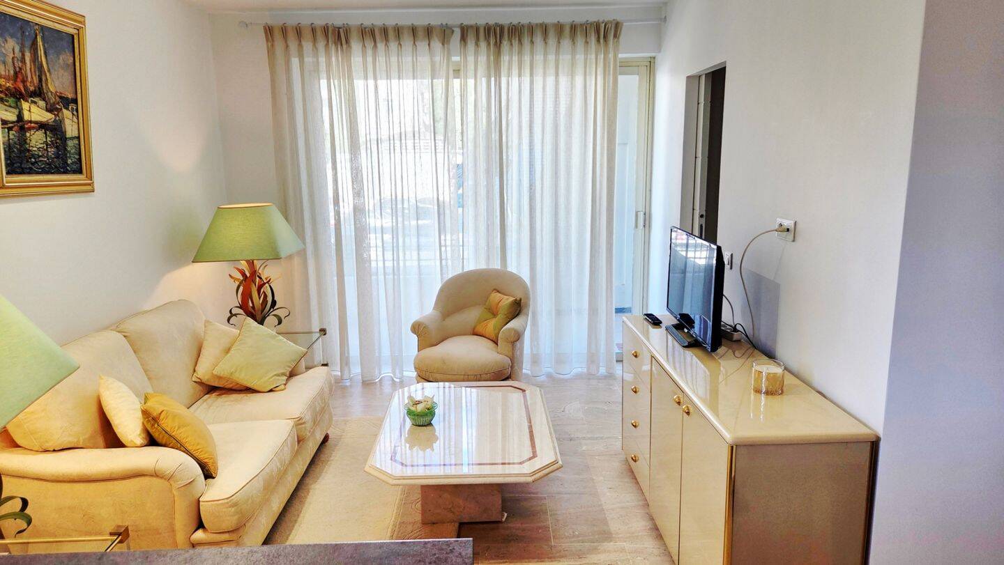 Maison à louer, 30m², CANNES