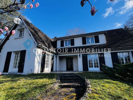 Maison de plain-pied à vendre 323 950 € 6 pièces 3 chambres 130 m² 1 800 m² de terrain La Ferté-Alais 91590