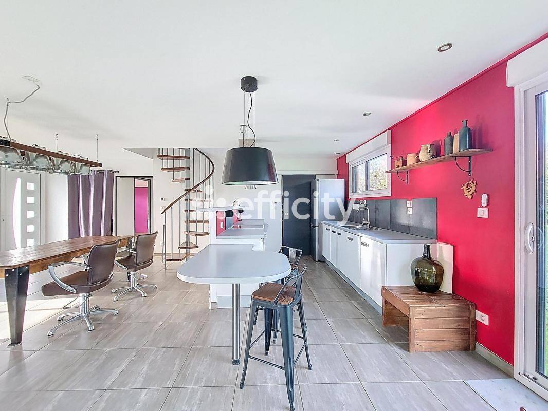 Maison à vendre, 132m², LA ROCHE SUR YON