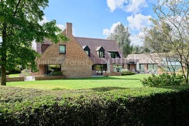 Maison à vendre 1 890 000 € 11 pièces 5 chambres 376,8 m² 1 900 m² de terrain Domaine de la Vigne Bondues 59910