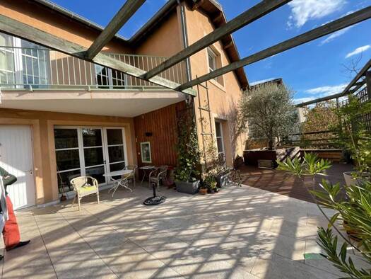 Maison à vendre 380 000 € 7 pièces 5 chambres 210 m² 70 m² de terrain Centre-Historique Romans-sur-Isère 26100