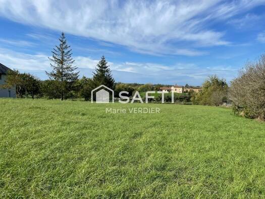 Terrain constructible à vendre 33 000 € 2 810 m² de terrain Montbazens 12220