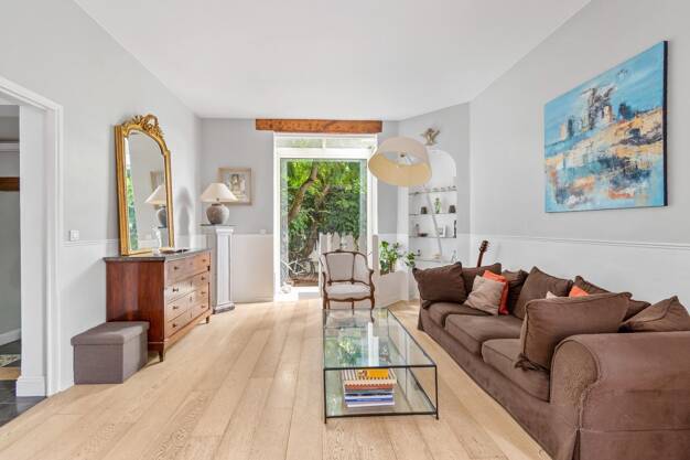 Appartement à vendre 1 100 000 € 9 pièces 5 chambres 183 m² RDC/1 Centre Ville Rueil Malmaison 92500