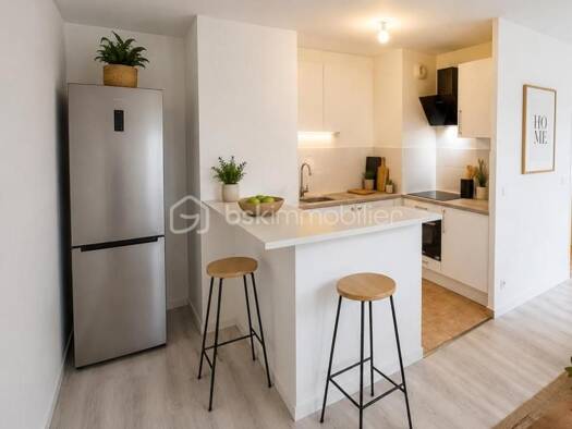 Appartement à vendre 189 990 € 2 pièces 1 chambre 45 m² Étage 1/4 Les Vignes Bobigny 93000