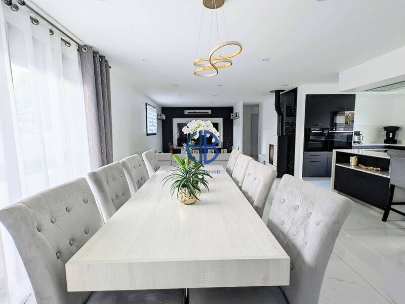 Maison à vendre, 147m², SAINT SIMEON DE BRESSIEUX