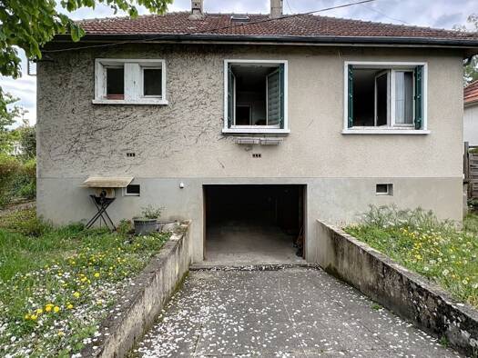 Maison à vendre 180 000 € 5 pièces 3 chambres 62 m² 422 m² de terrain Centre Sud Champagne-sur-Seine 77430