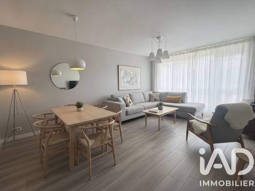Appartement à vendre 127 000 € 3 pièces 2 chambres 60 m² Étage 2/8 Plaine du Lys Dammarie-les-Lys 77190