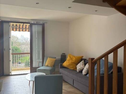 Duplex à vendre 199 000 € 8 pièces 7 chambres 160 m² Étage 4/5 Avignon 84000