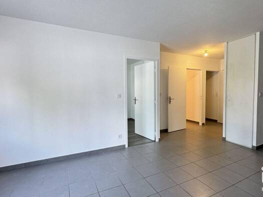 Appartement à vendre 159 000 € 2 pièces 1 chambre 45 m² RDC Centre Bonneville 74130