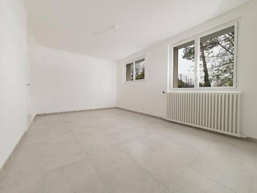 Appartement à louer 1 675 € 5 pièces 4 chambres 132,8 m² RDC/1 Sablons-Picasso Saint-Michel-sur-Orge 91240