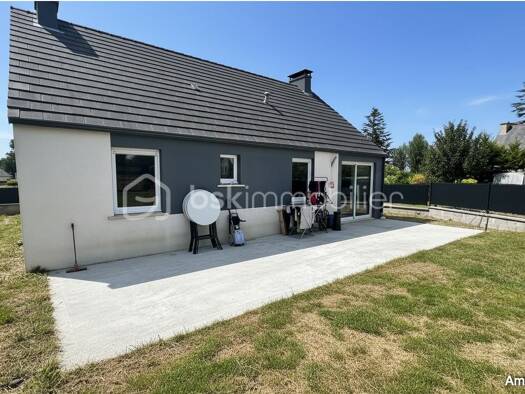 Maison de plain-pied à vendre 259 950 € 4 pièces 3 chambres 88 m² Saint-Carné 22100