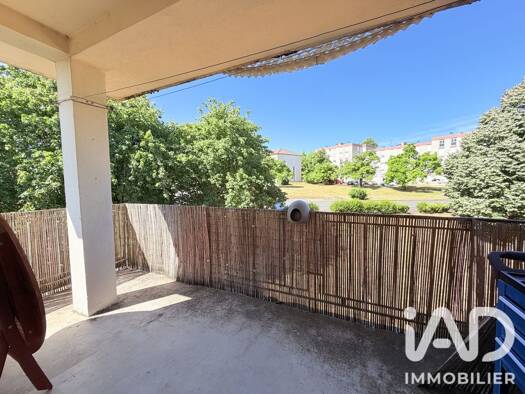 Appartement à vendre 54 000 € 3 pièces 2 chambres 56 m² Étage 2/4 Ville et Environs Bourbon-Lancy 71140