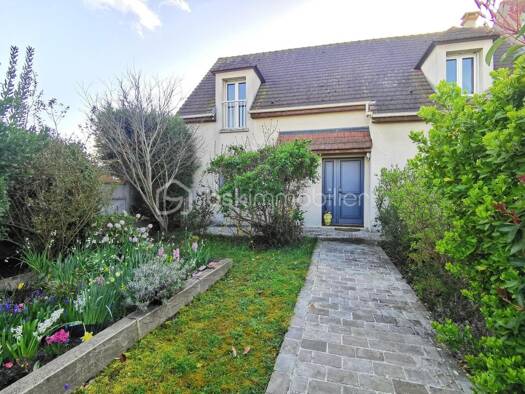 Maison de plain-pied à vendre 498 000 € 7 pièces 5 chambres 130,1 m² 465 m² de terrain Les Loges Sannois 95110