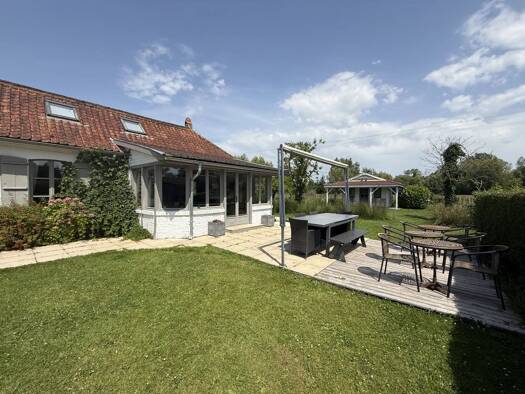 Maison à vendre 318 000 € 8 pièces 5 chambres 110 m² 1 465 m² de terrain Rue 80120
