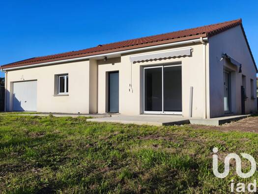 Maison à vendre 205 000 € 5 pièces 4 chambres 100 m² 488 m² de terrain Vézac 15130
