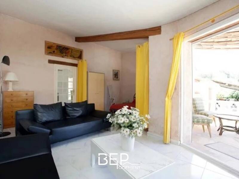 Maison à louer, 55m², ROQUEFORT LES PINS