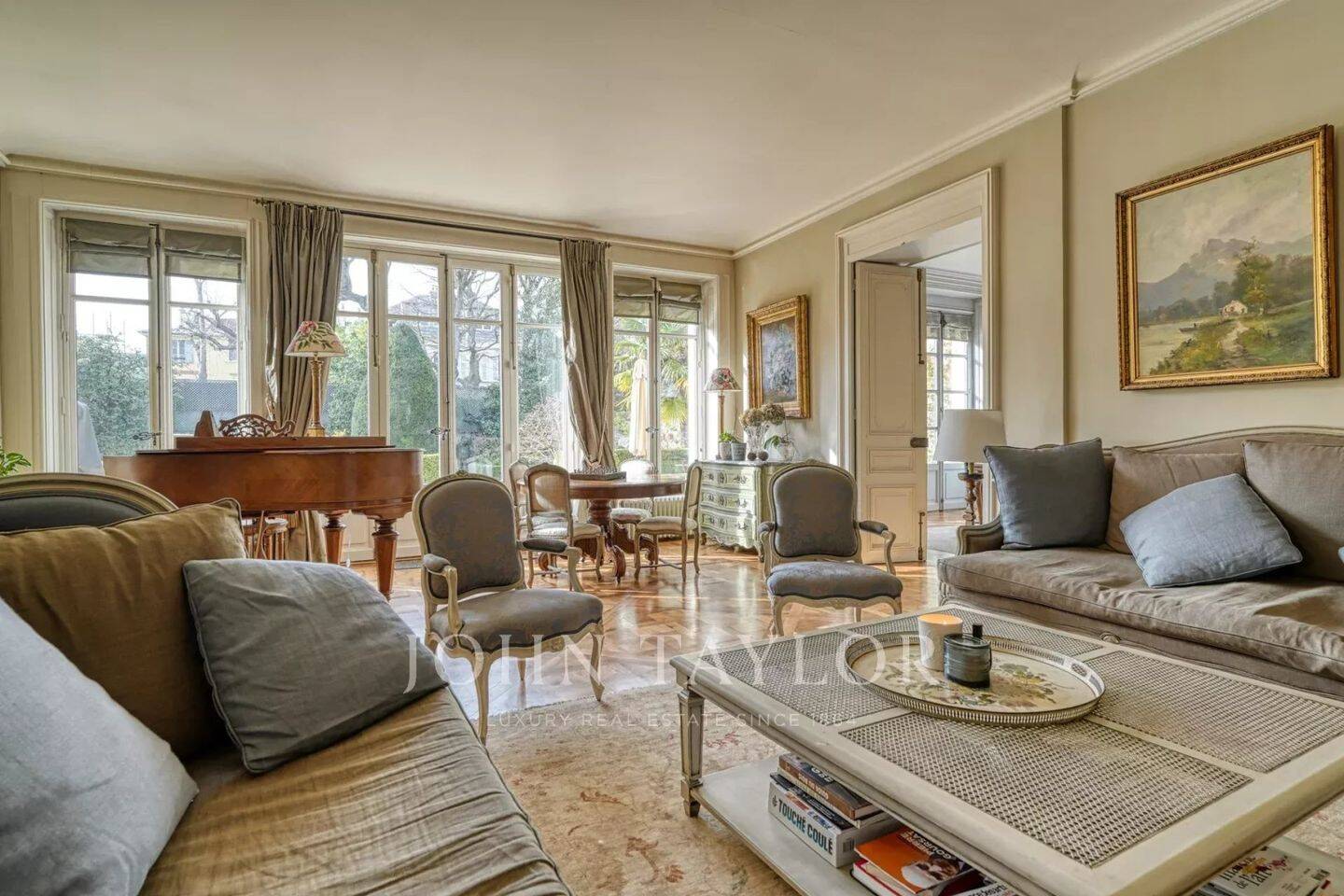 Maison à vendre, 435m², VERSAILLES