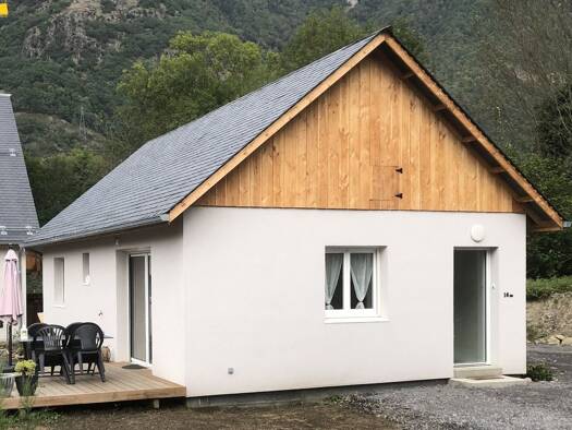 Maison de plain-pied à louer 800 € 3 pièces 2 chambres 58 m² Juzet-de-Luchon 31110