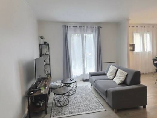 Maison à vendre 285 000 € 6 pièces 4 chambres 109 m² 192 m² de terrain Centre Lisses 91090