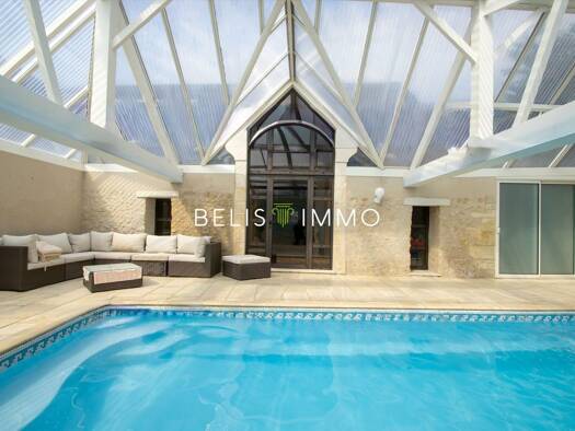 Villa à vendre 594 000 € 8 pièces 5 chambres 290 m² 2 580 m² de terrain La Croix-en-Touraine 37150