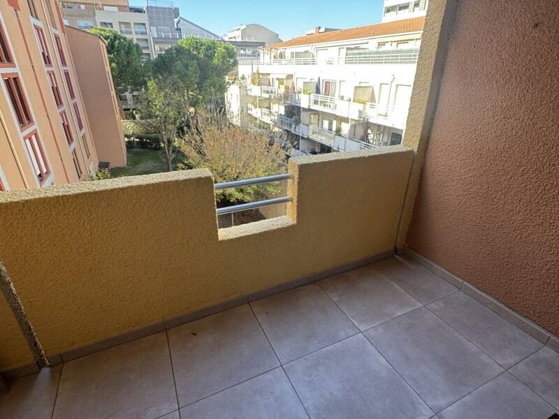 Maison à louer, 27m², MARSEILLE 8E