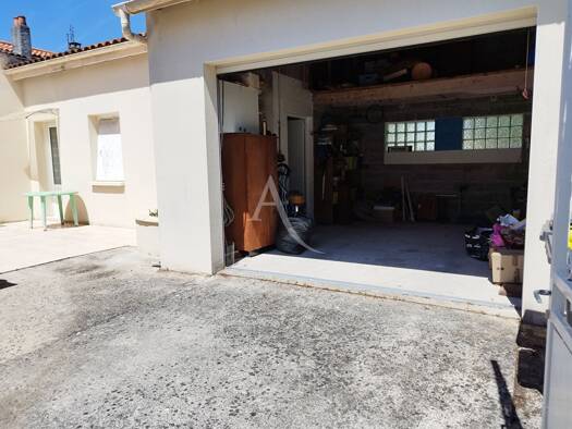 Maison à vendre 283 000 € 4 pièces 3 chambres 123 m² 223 m² de terrain Saint-Sulpice-de-Royan 17200