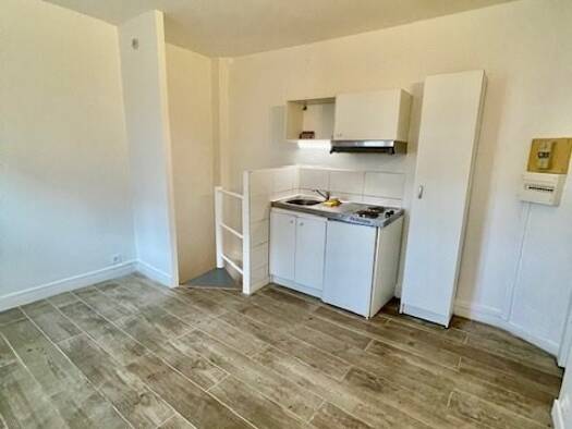 Appartement à vendre 135 000 € 1 pièce 19,2 m² RDC/2 Le Centre Maisons-Alfort 94700