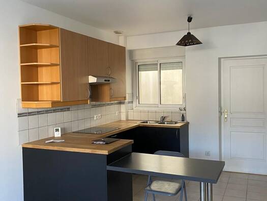 Appartement à louer 720 € 2 pièces 1 chambre 41,5 m² RDC Rhodon Saint Paul Saint-Rémy-lès-Chevreuse 78470