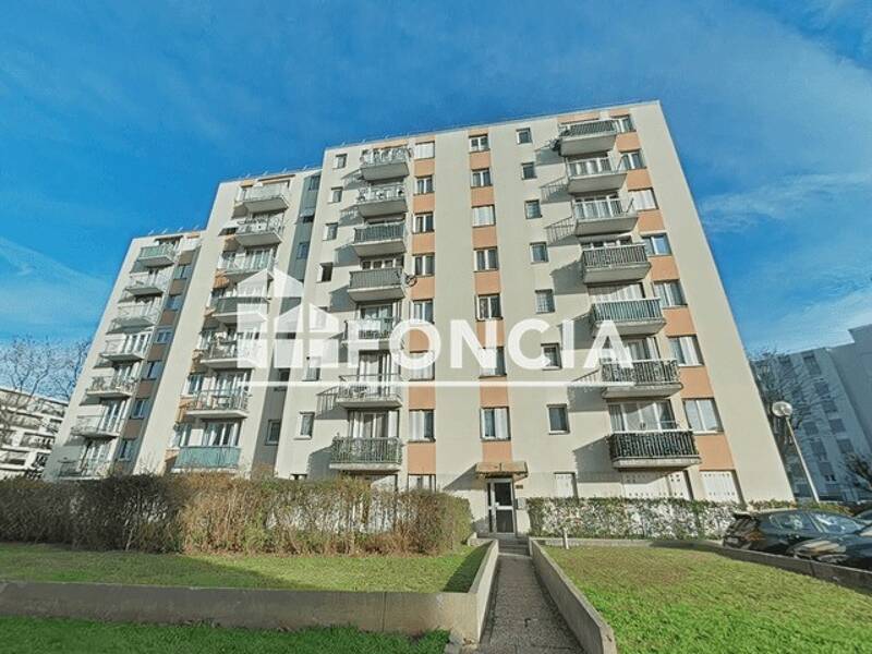 Maison à louer, 21m², LE BOURGET