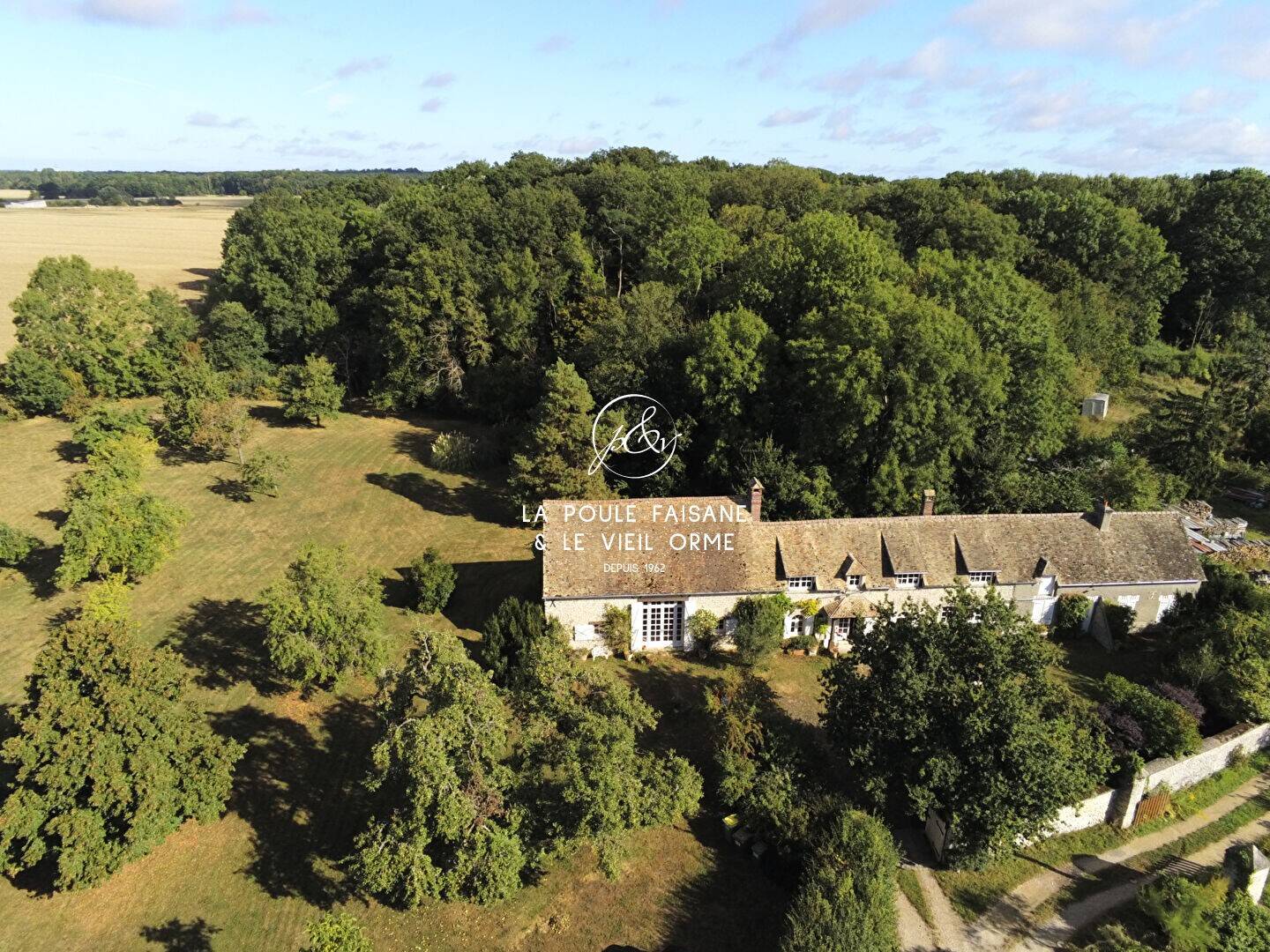Maison à vendre, 330m², HOUDAN