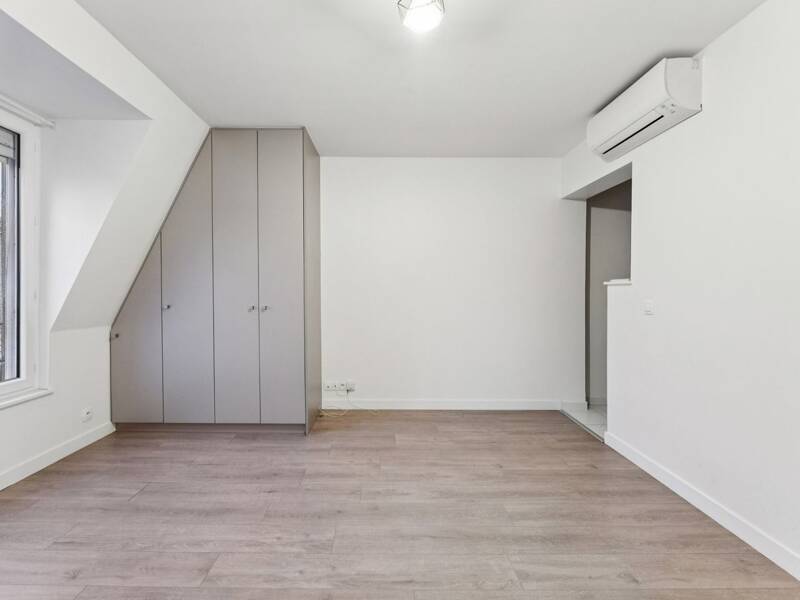 Maison à louer, 22m², PARIS 17E