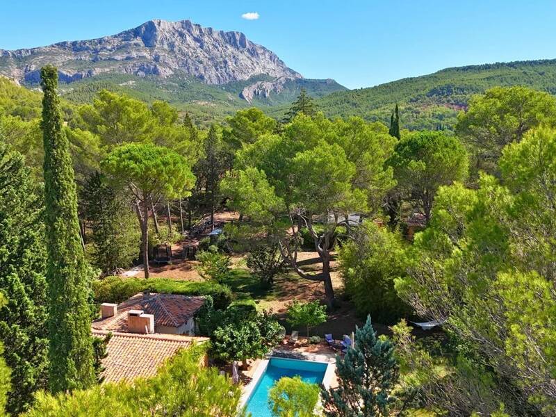 Maison à vendre, 260m², LE THOLONET