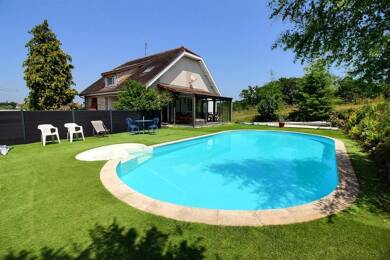 Maison à vendre 239 000 € 6 pièces 5 chambres 139 m² 1 200 m² de terrain Les Goujons-La Saule-Le Vernois Saint-Vallier 71230