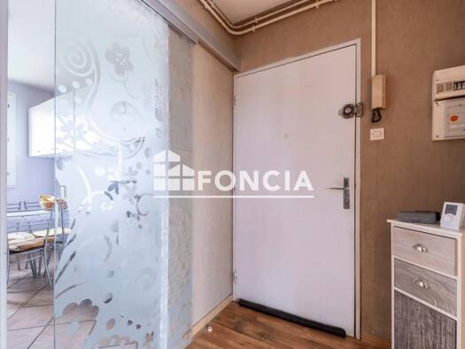 Appartement à vendre 139 000 € 4 pièces 3 chambres 93 m² RDC/3 Vasconia-L'Ermitage Muret 31600