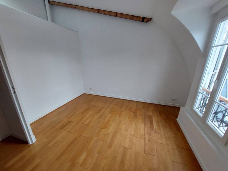 Maison à louer, 40m², PARIS 17E