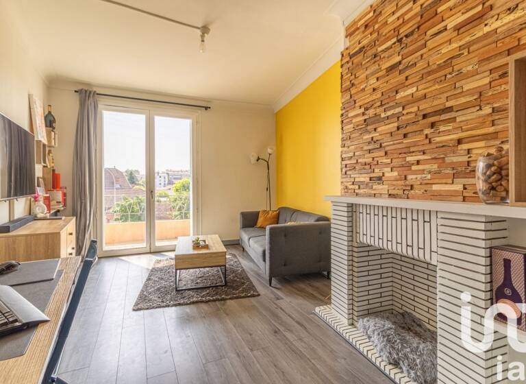 Appartement à vendre 110 000 € 2 pièces 1<br/>chambre 50 m²<br/>superficie 2/4<br/>étage Pomponne Montauban 82000