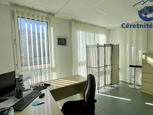 Espace bureau à vendre 158 500 € 73,1 m² de bureaux Ouest Céret 66400