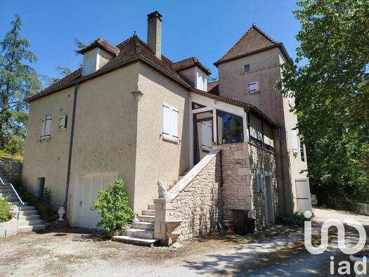 Maison à vendre 335 000 € 8 pièces 5 chambres 205 m² 2 730 m² de terrain Pinsac 46200