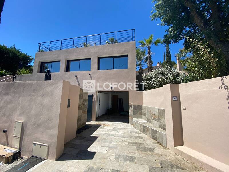 Maison à louer, 95m², FREJUS