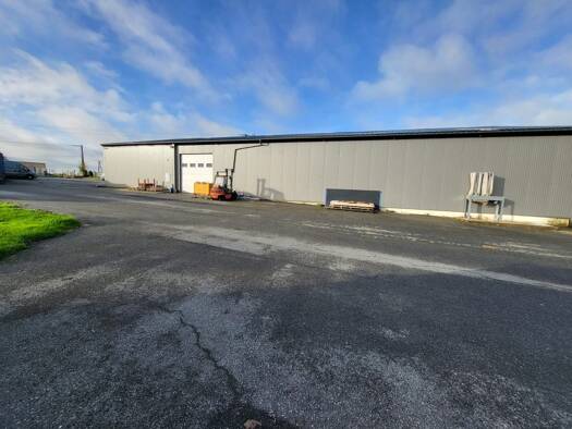 Entrepôt à vendre 685 000 € 1 200 m² d'espace de stockage Angerville-l'Orcher 76280
