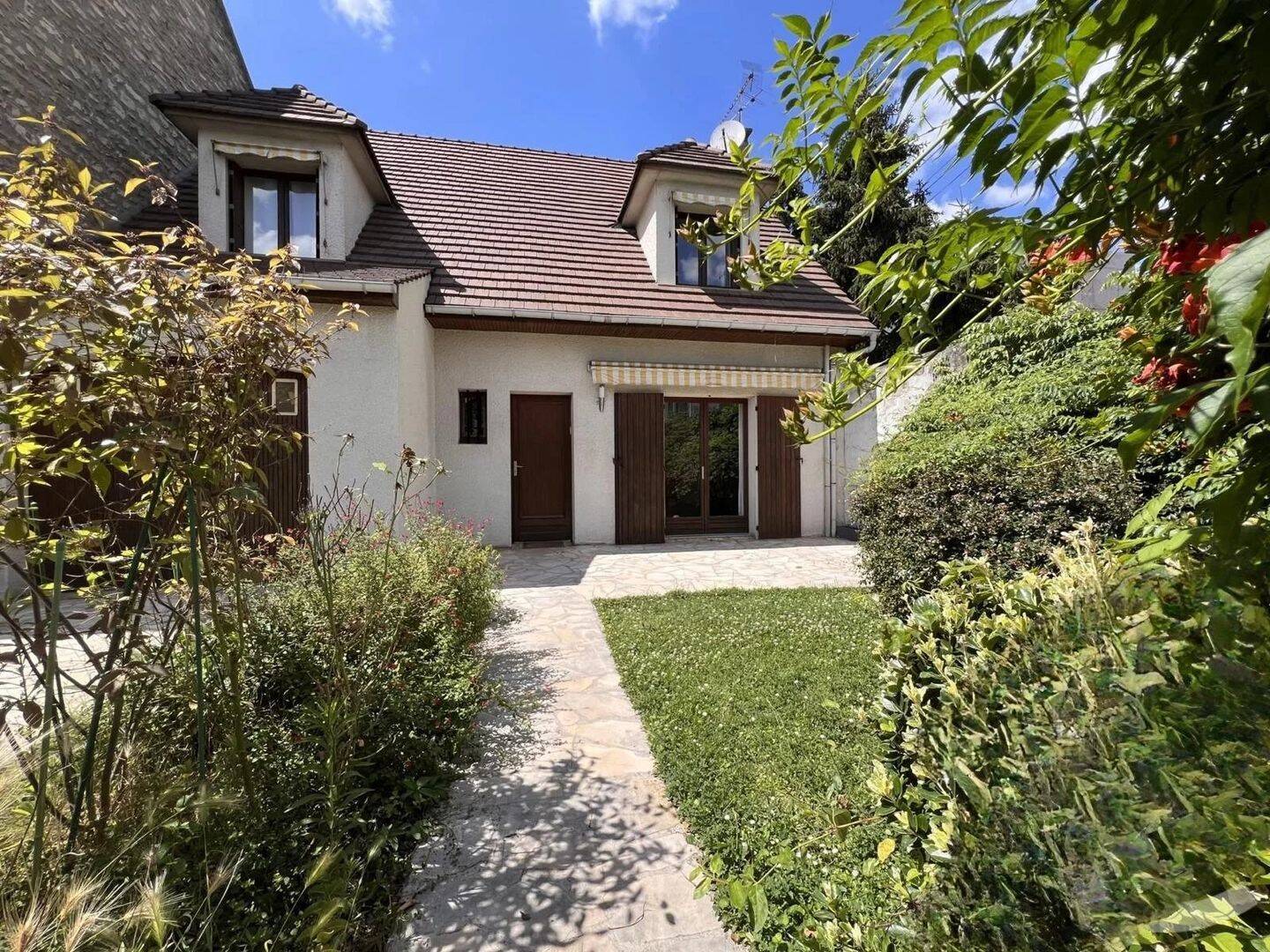 Maison à vendre, 200m², SAINT MAUR DES FOSSES