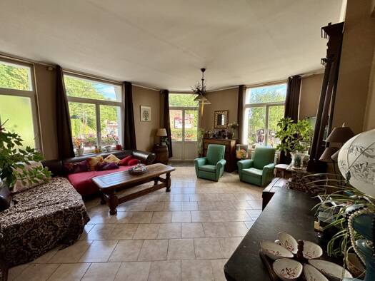 Appartement à louer 550 € 3 pièces 2 chambres 74 m² Étage 1/1 Guise 02120