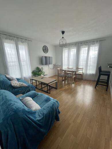 Appartement à louer 435 € 4 pièces 3 chambres 70 m² 3ème étage Clermont Ferrand 63100